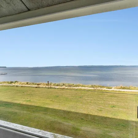 1 Bedroom Gorgeous In شقة *